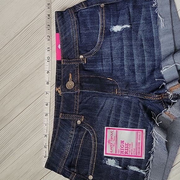 NWT Almost Famous Distressed Denim Shorts - Picture 4 of 10